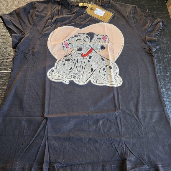 Charming Dalmatian Graphic Tee - Black & White - Picture 4 of 4